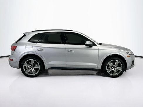 Used 2019 Audi Q5 Prestige w/ Prestige Package AWD/4WD image 4