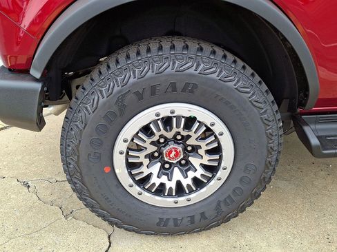 New 2026 Ford Bronco Outer Banks image 5