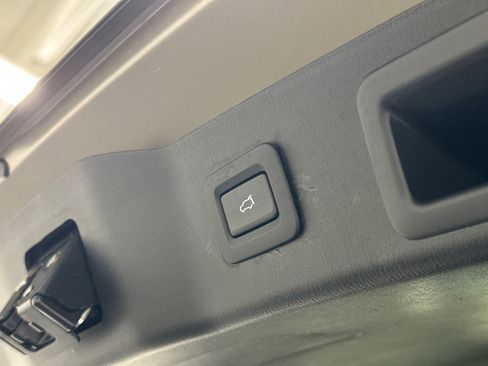 Certified 2025 MAZDA CX-5 Carbon Edition image 9