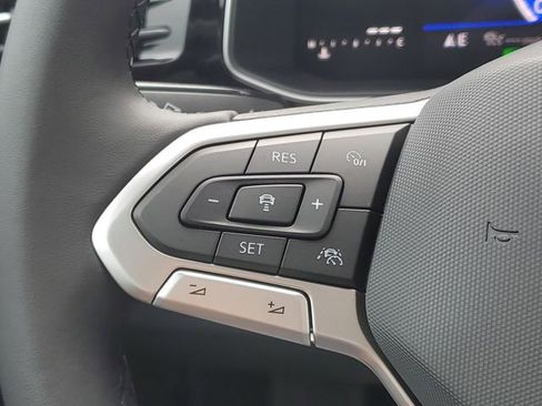 New 2025 Volkswagen Jetta SE image 14