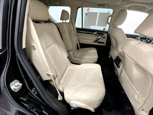 Used 2023 Lexus GX 460 Premium image 36
