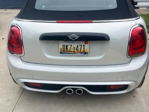 Used 2018 MINI Cooper S FWD image 6