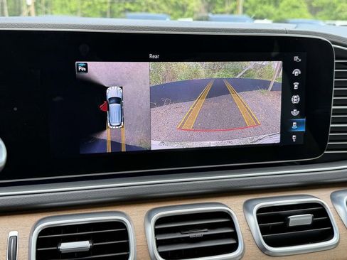 Used 2020 Mercedes-Benz GLE 350 4MATIC image 28