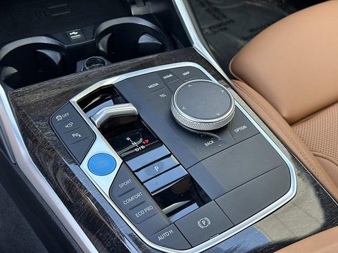 Used 2023 BMW i4 eDrive35 w/ Premium Package image 15