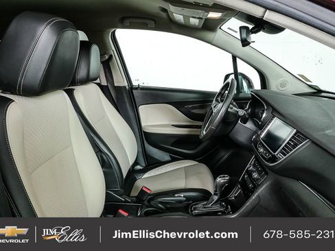 Used 2018 Buick Encore Preferred image 20