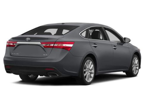 Used 2015 Toyota Avalon XLE image 5