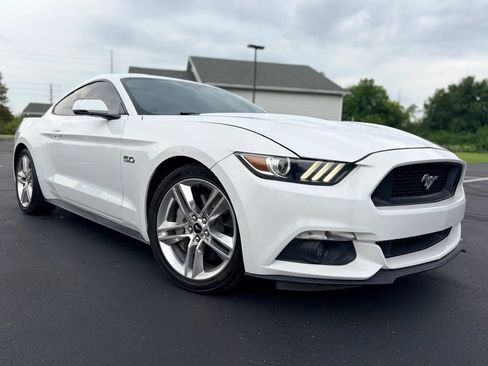 Used 2015 Ford Mustang GT Premium w/ Enhanced Security Package RWD image 7