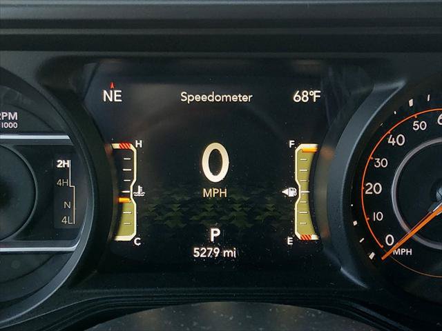 Certified 2025 Jeep Gladiator Sport AWD/4WD image 18