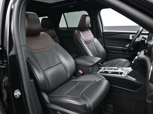 Used 2020 Ford Explorer Platinum AWD/4WD image 27