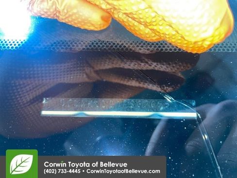 Used 2015 Toyota Sienna SE image 41