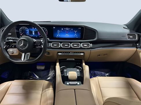 Certified 2024 Mercedes-Benz GLS 580 4MATIC image 13