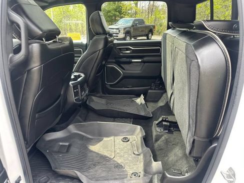 Used 2023 RAM 1500 Laramie AWD/4WD image 17