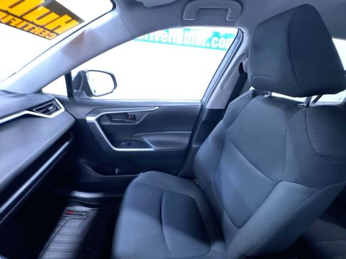 Used 2024 Toyota RAV4 LE image 34