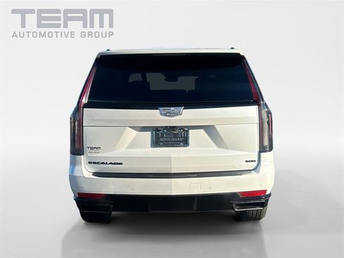 Used 2021 Cadillac Escalade Sport Platinum w/ LPO, ONYX Package image 6