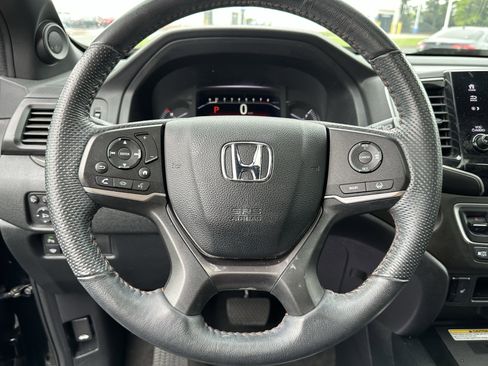 Used 2023 Honda Passport TrailSport image 6
