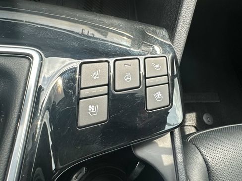 Certified 2024 Kia Sportage SX FWD image 30