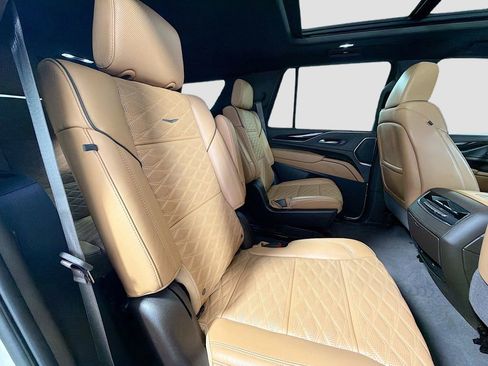Used 2023 Cadillac Escalade Sport w/ Touring Package AWD/4WD image 32