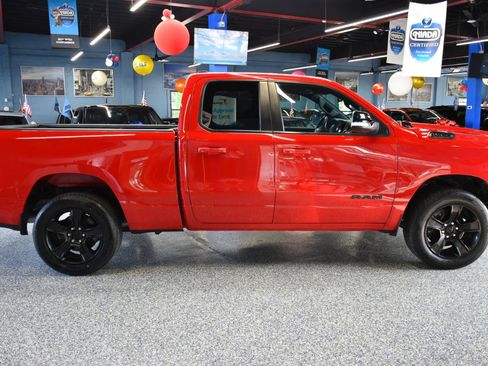 Used 2022 RAM 1500 Big Horn AWD/4WD image 2