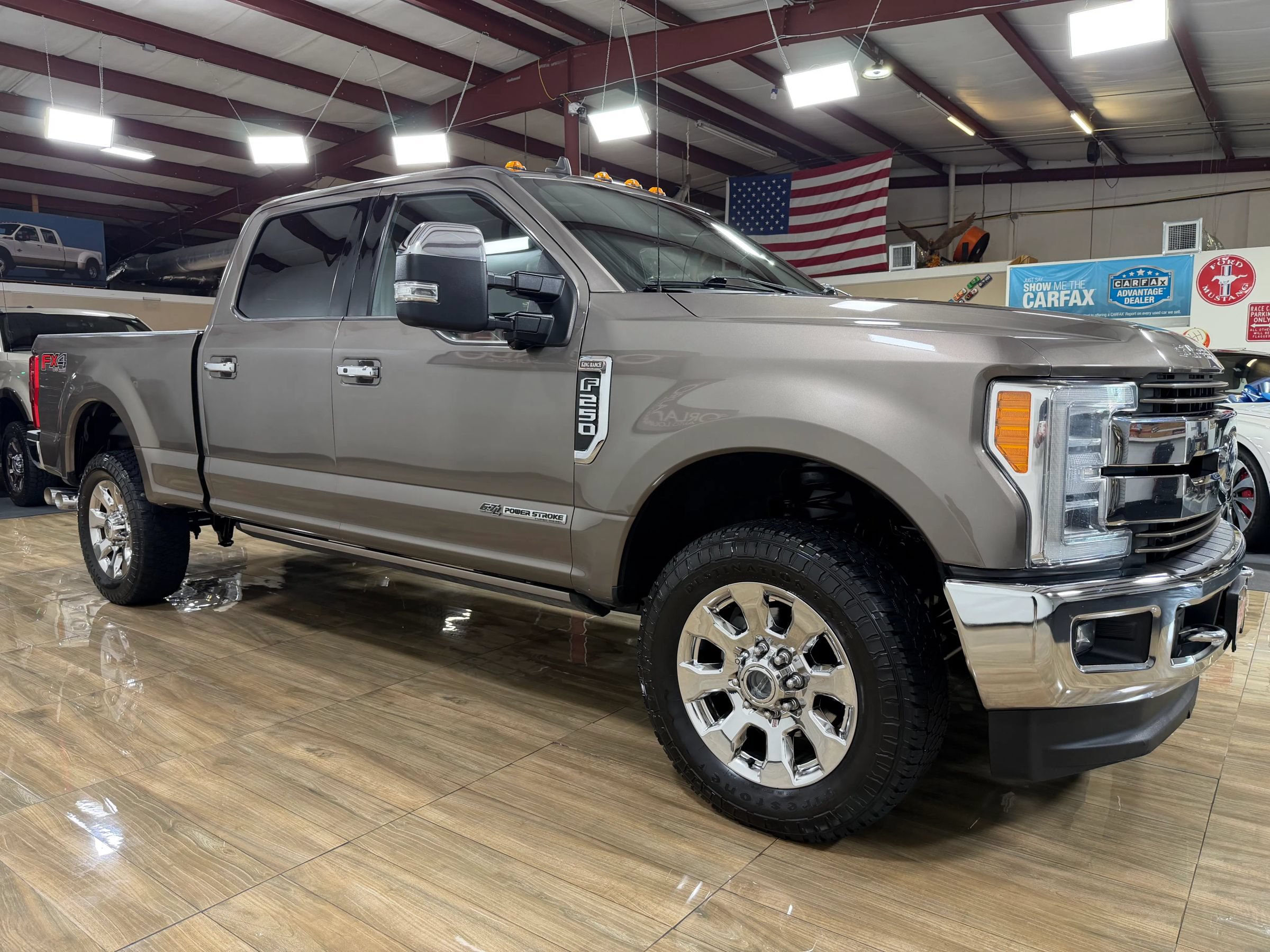 Used 2019 Ford F250 King Ranch w/ King Ranch Ultimate Package AWD/4WD image 4