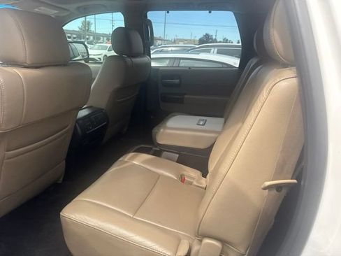Used 2017 Toyota Sequoia Platinum AWD/4WD image 13