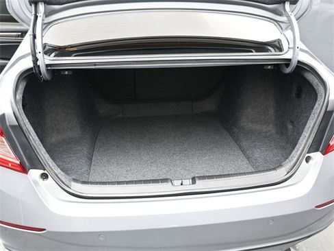 Used 2021 Honda Accord EX-L image 16