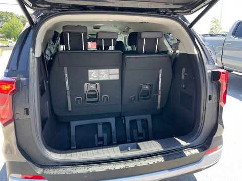 New 2026 Kia Carnival EX FWD image 25