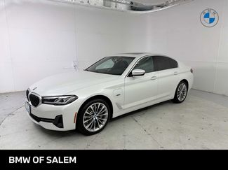 Used 2023 BMW 530e xDrive w/ Premium Package video 1