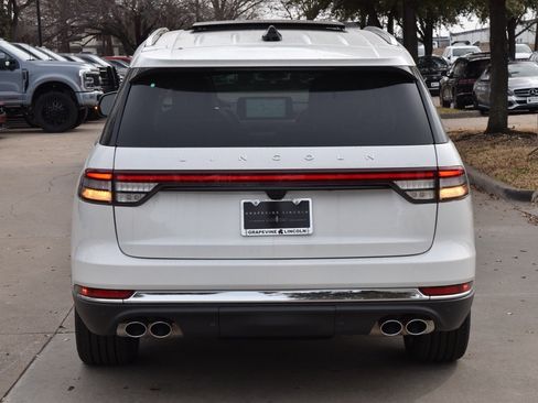 New 2026 Lincoln Aviator Reserve image 8