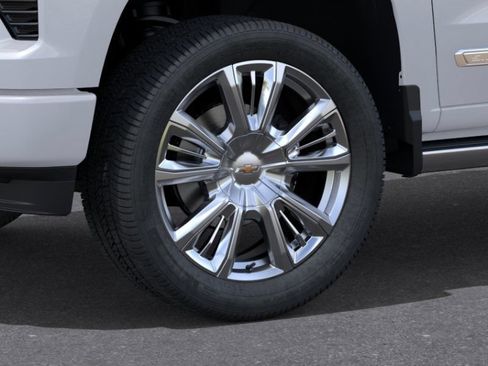 New 2026 Chevrolet Silverado 1500 High Country AWD/4WD image 9
