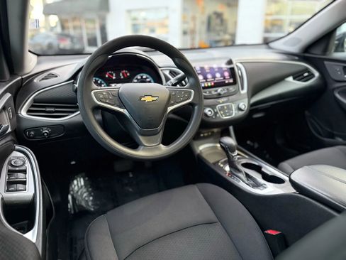 Used 2022 Chevrolet Malibu LT image 21