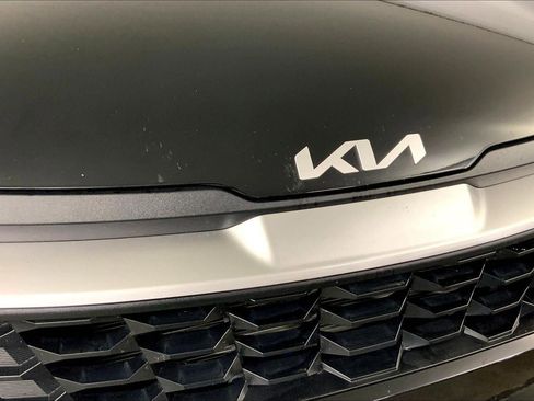 Used 2025 Kia Sportage LX AWD/4WD image 28