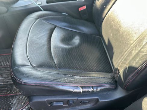 Used 2011 Nissan Rogue SV w/ SL Pkg image 4