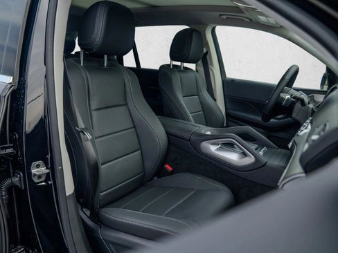 New 2026 Mercedes-Benz GLS 450 4MATIC image 29