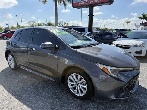 Used 2023 Toyota Corolla SE FWD image 1