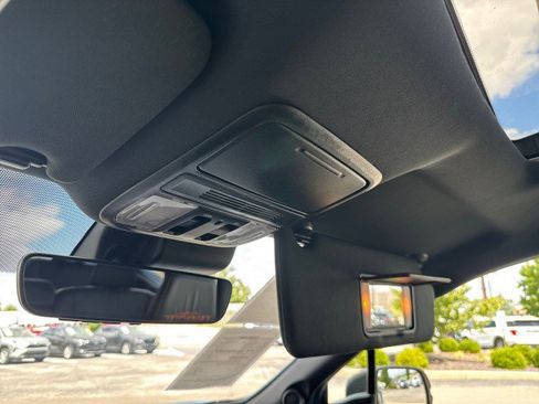 Used 2022 Honda Pilot TrailSport image 14