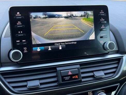 Used 2022 Honda Accord Sport image 14