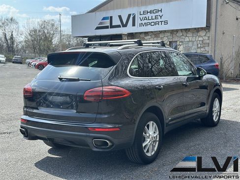 Used 2016 Porsche Cayenne image 6