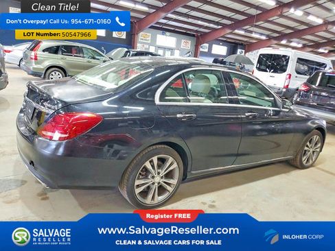 Used 2015 Mercedes-Benz C 300 4MATIC Sedan image 4