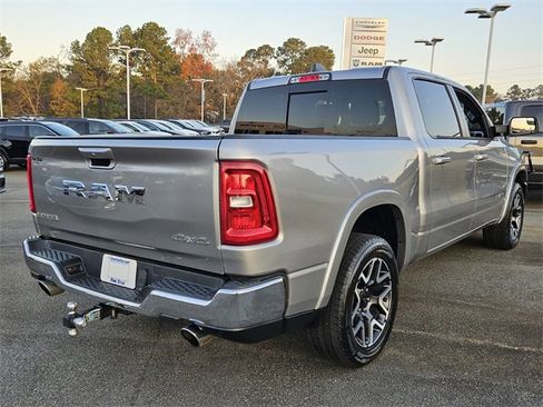 Used 2025 RAM 1500 Laramie image 12
