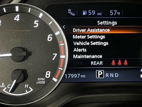 Used 2024 Nissan Titan SV w/ SV Convenience Package image 19