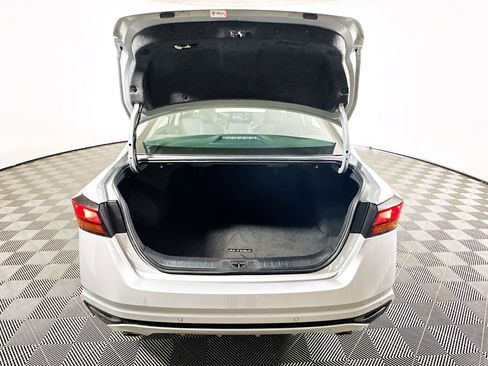 Used 2024 Nissan Altima 2.5 SL AWD/4WD image 31