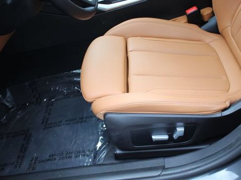 Used 2022 BMW 330e xDrive w/ Driving Assistance Package AWD/4WD image 23