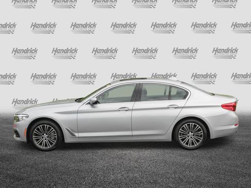 Used 2020 BMW 530i w/ Convenience Package RWD image 6