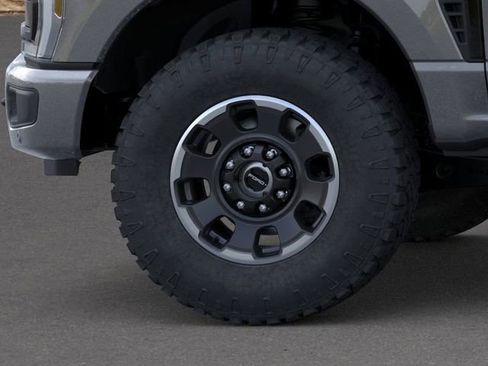 New 2026 Ford F250 Platinum w/ Tremor Off-Road Package image 19