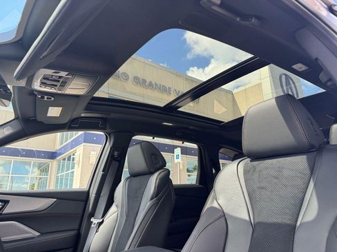 Used 2026 Acura MDX A-Spec image 6