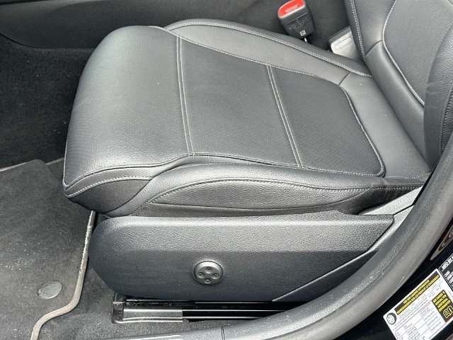 Certified 2025 Mercedes-Benz C 300 4MATIC Sedan image 16