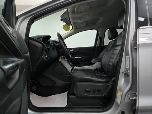 Used 2014 Ford Escape SE w/ Equipment Group 201A image 17