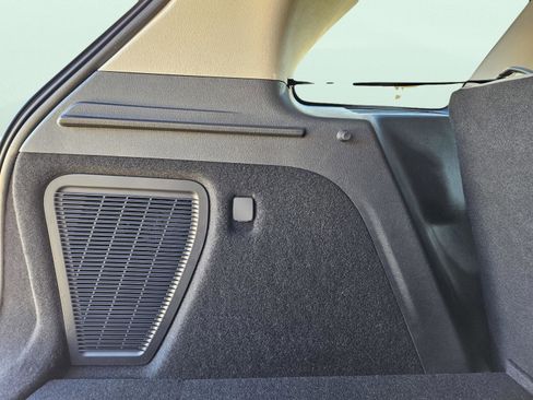 New 2026 Lincoln Corsair Premiere image 26