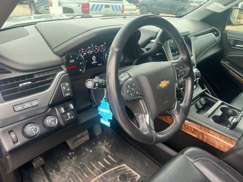 Used 2018 Chevrolet Tahoe Premier AWD/4WD image 15