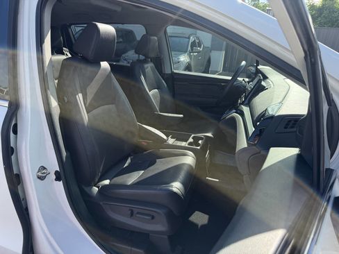 Used 2018 Honda Odyssey Elite image 10
